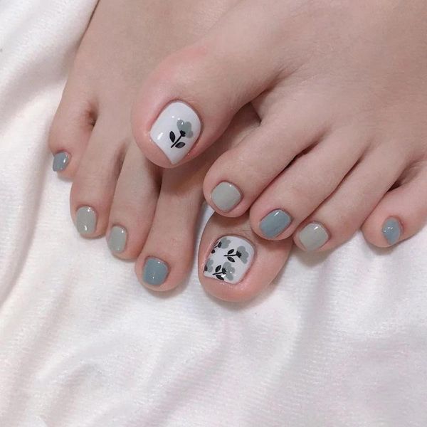 

false nails 24pcs flower printed nail patch glue type removable short paragraph fashion manicure save time teea889, Red;gold