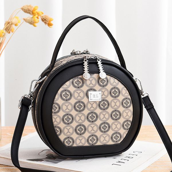 

handbag women's bag 2021 fashion one shoulder portable messenger, Black;red