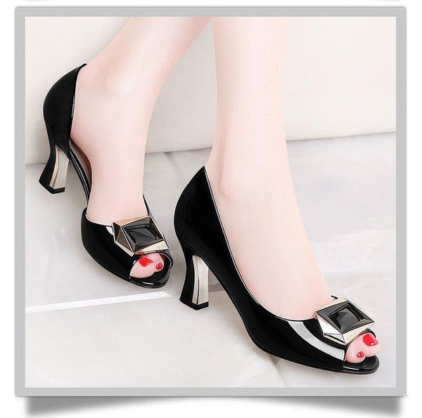 

2021 summer new fish mouth sandals women fashion wild pointed high heels shallow mouth sandals women, Black