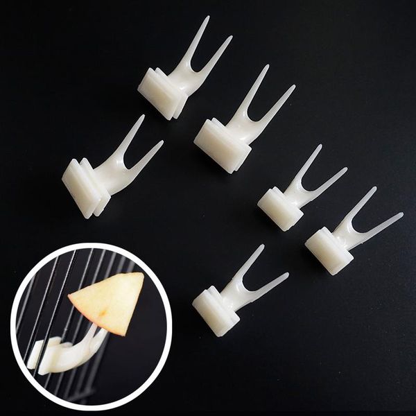 

other bird supplies 5pcs/lot fruit fork feeder for parrots pet plastic holder feeding on cage 2 size s/l
