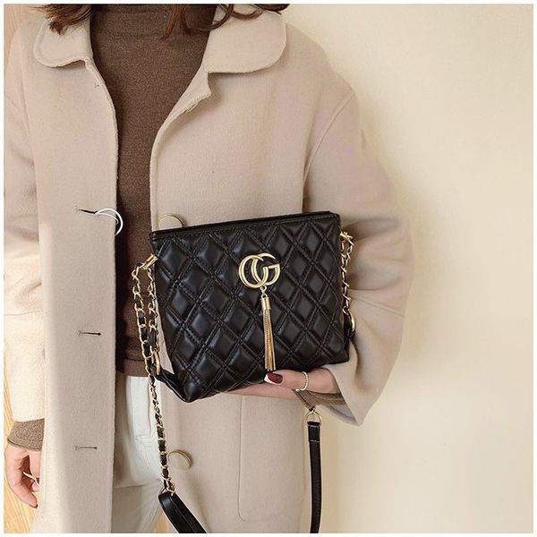 

factory outlet design spring 2021 new bag women's korean versatile chain single shoulder messenger bag fashion embroidery thread