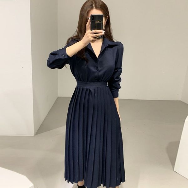 

20212021 spring new women's dress light mature foreign style corset waist long sleeve medium length french shirt pleated skirt, Black;gray