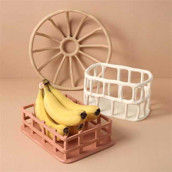 

storage baskets nordic resin hollow fruit basket dessert organizer plate bread serving handcrafted tray platter retro classic decor