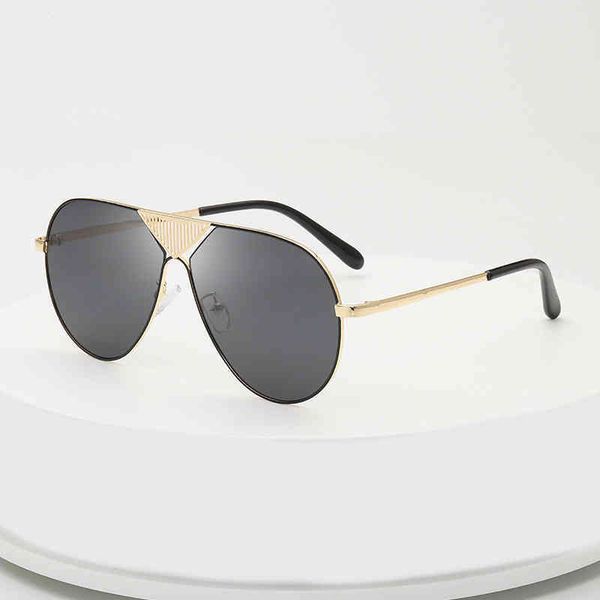 

trendy sunglass men metals famous brand digner sunglass men's vintage sunglass driving shadow outdoor party glass 2003oloni2i, White;black