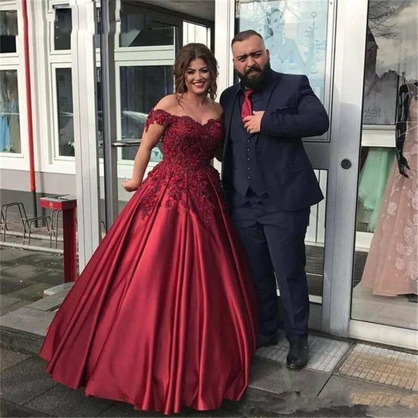 

long deep green off the shoulder ball gown prom dresses 2022 sweetheart neck lace appliques beading robe de soiree satin gowns, Black