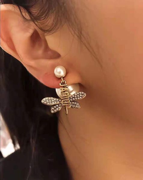 

fine accessories new fire bee asymmetric earrings women brass high version, Silver
