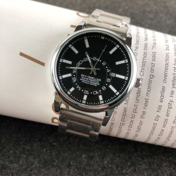 

2022 fashion sports young men rolx watch double coil dial display calendar simplified style steel band, Slivery;brown