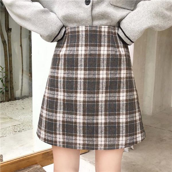 

skirts japan and south korea are retro fashionably dressed in color, high waist, thin hair, lattice, half skirt, female autumn winter,, Black