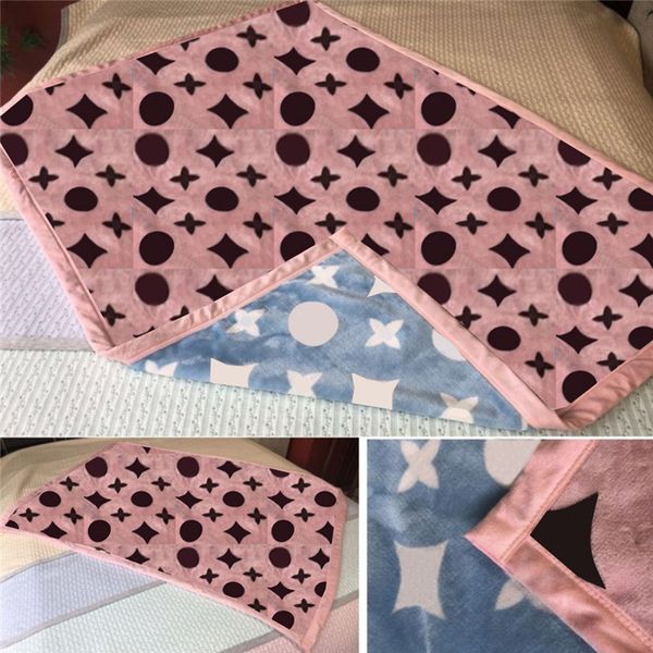 Designer alla moda Coperte a doppio colore Modello classico Coperta stampata Casa Divano letto Decorazione scialle per ufficio 100 * 140 cm 150 * 200 cm