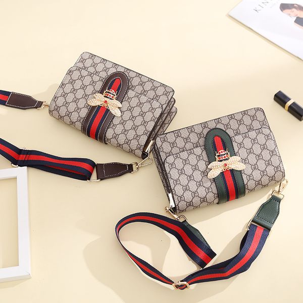 

bag girl style old flower bee color with one shoulder slant across small in guangzhou