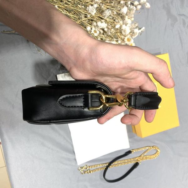 

women handbags chest for shoulder for hobo wholesale women canvas pack handbags tote chains bag presbyopic purse messenger bag lady bag ciew