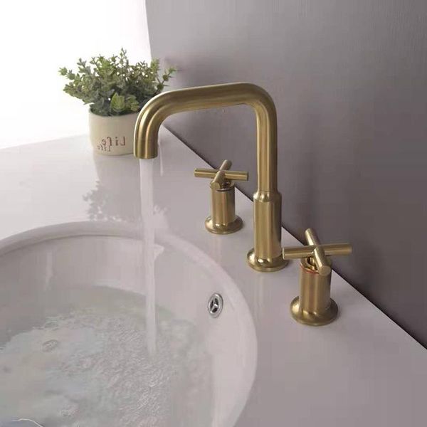 

deck-mounted three holes brass bathroom sink faucet all copper basin mixer faucet cold water bathroom