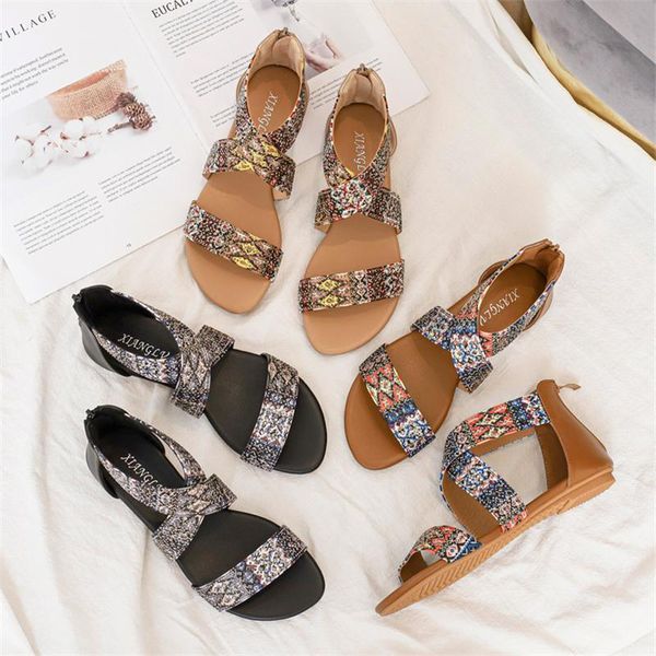 

2021 summer new fashion casual flat sandals korean style trendy women's shoes sandals one word beach flat women, Black