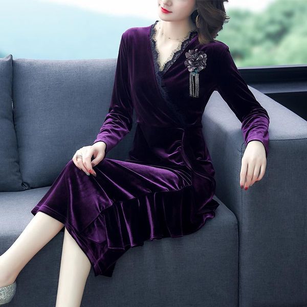 

casual dresses 2021 fall winter red gold velvet midi korea vintage solid 3xl plus size long dress women elegant bodycon party vestidos, Black;gray