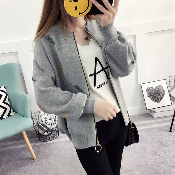 

fall and winter of women short jacket paragraph flashlight new korean sleeves embroidered sweater d5p5, White;black
