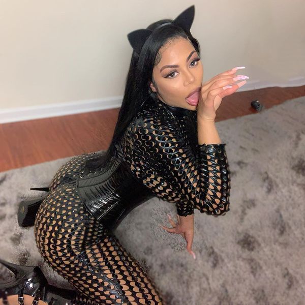 

2021 2-piece women's solid hole combination and belt club suit utnr, Black;white