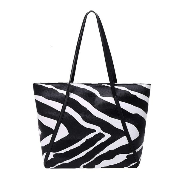 

fashion leopard print street trend women's tote shoulder bag
