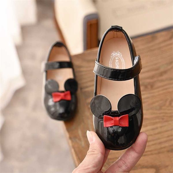 

jgshowkito baby girl soft shoes pu patent leather flats for girls kids little children casual flats size 21-30 brand shoes cute 211214, Black