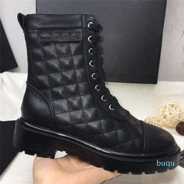 

classic women's boots, high-quality leather, geometric pattern stitching process, designer classics shoes, low-heel casual fashion boot, Black