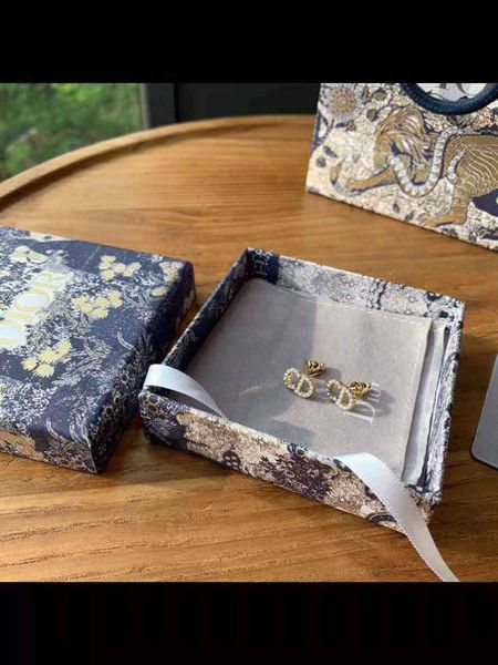 

factory specials aa earrings pearl temperament 2021 net red star new earrings v8yy, Golden