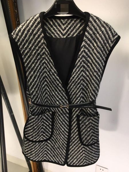 

women's vests 2021 women fashion sleeveless lace-up striped vest 0822, Black;white