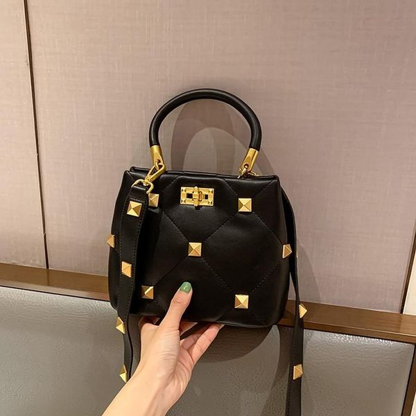 

evening bags 2021 fashion rivet leather messenger shoulder portable small square bag purses and handbags luxury designer sac