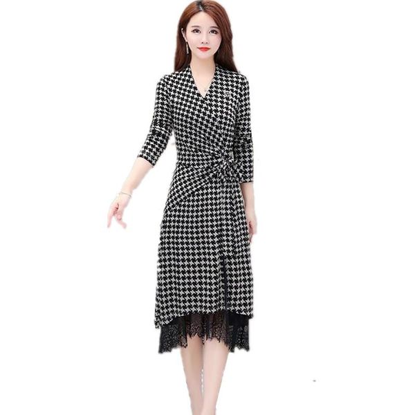 

casual dresses women temperament high waist long v-neck ol female plus size -5xl plaid lace dress, Black;gray