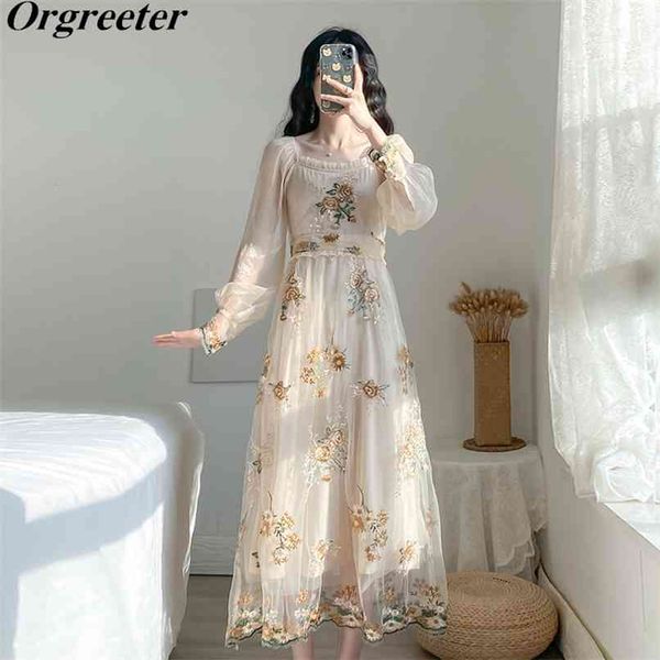 

exquisite floral embroidered mesh dress female spring vintage square collar long lantern sleeve mid 210602, White