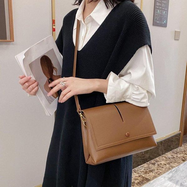 

women's handbag bag leather leather female fashion tassel bolsa feminina soft shoulder messenger bag envelope can hold phone