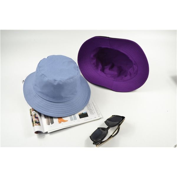 

suyn shows her fce. verstile sunscreen . it's refreshing fishermn's bsin hat