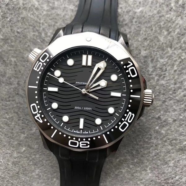 43.5mm Caso Cerâmica Bezel Dial Preto Mens relógio de pulso Homens Assista ao VSF vs Melhor Qualidade Movimento Automático Cinta de borracha Sapphire à prova d'água