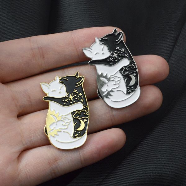 

personality animal brooches cartoon black and white couple cat hug shape enamel lapel pins gold silver plated badges for girls denim shirt g, Gray