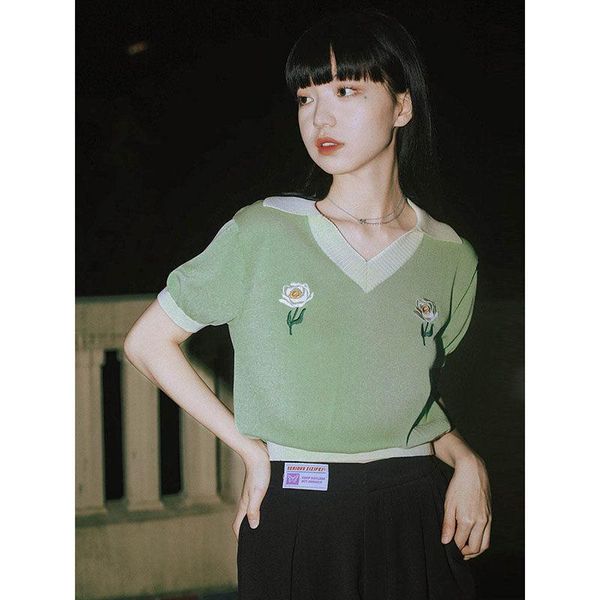 

women's t-shirt rose embroidery thin knitted t shirts women 2021 summer vintage v-neck short sleeve female harajuku green tshirt tee, White