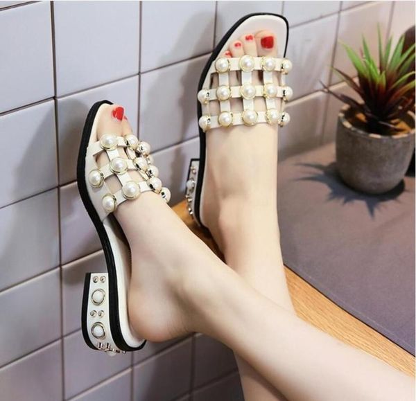 

2021 women beach outdoor shoes summer sandals woman slippers hollow nail bead woman bling casual slides sequined flat flip flops, Black