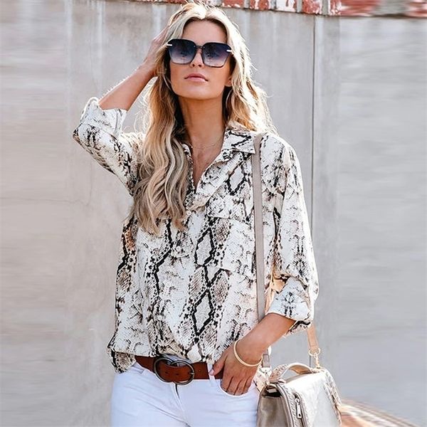 

spring autumn women shirts snake leopard print blouses female pockets nine quarter sleeves loose blusas casual new 210225, White