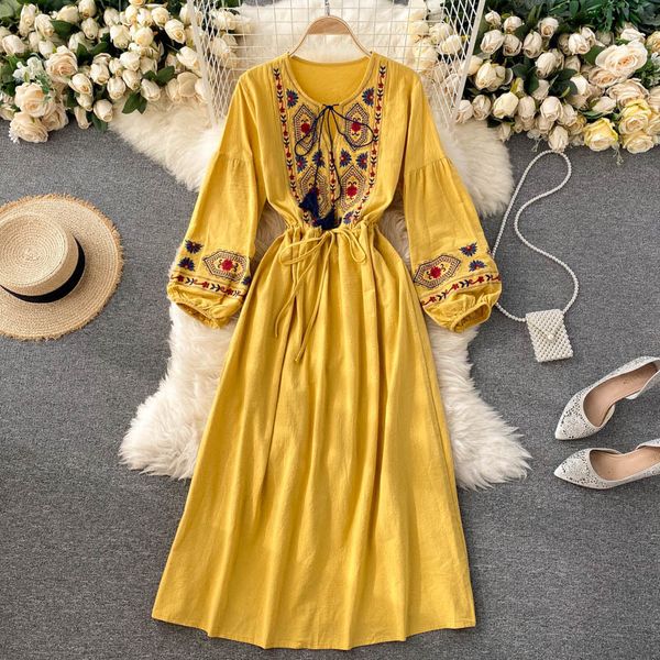 

2021 indie folk embroidery long for women elegant o-neck sleeve high waist boho chic midi es autumn vestidos m93b, Black;gray