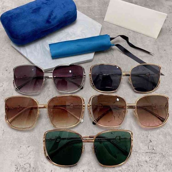 

75% off high version g family's new generous frame horse rank buckle, personalized fashion net, red metal sunglasses, female gg1020, White;black