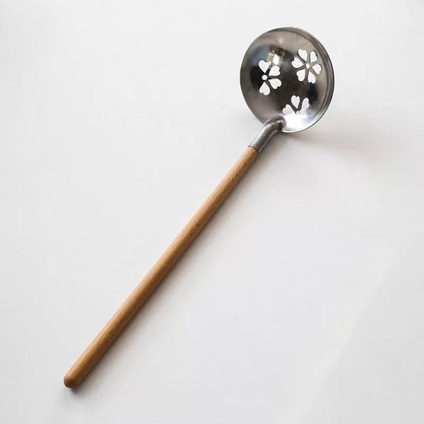 

spoons japanese-style creative anti-scald beech handle 304 stainless steel colander soup spoon household wooden