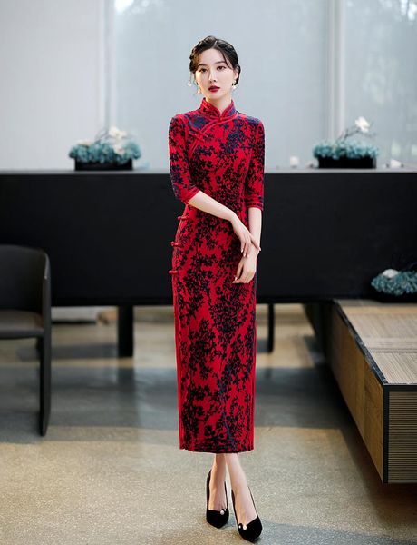 

ethnic clothing winter women seven points sleeve chenille long qipao elegant orientale banquet mandarin collar velour cheongsam oversize 4xl, Red
