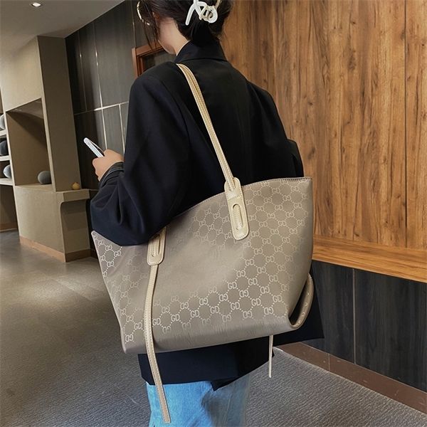 

purse design super fire women's large capacity new tote bag versatile one shoulder hand shopping signature bag
