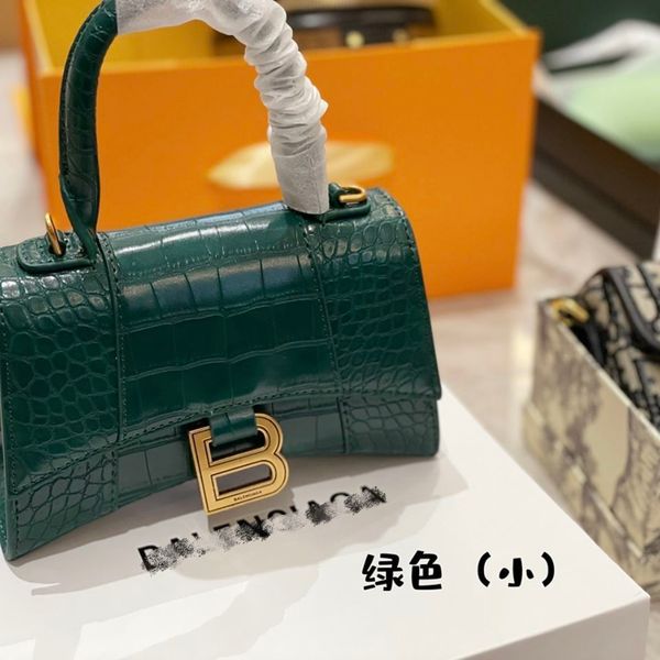 

2021 net red hourglass bag leather handbag french niche one shoulder messenger