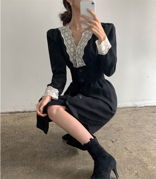 

women 2021 spring elegant french vintage black dress new fashion v neck lace single breasted dress retro sweet split vestidos, Black;gray