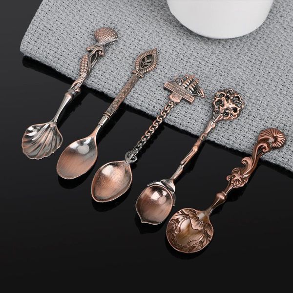 

spoons 5pcs/set stainless steel spoon sets vintage royal style for party carved small coffee ice cream dessert