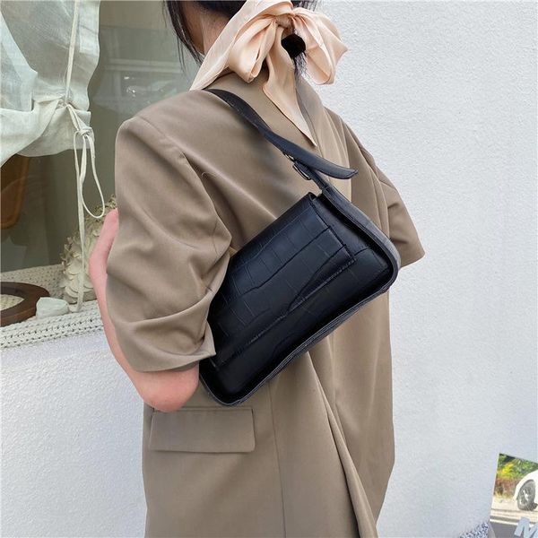 

cross body high-quality ladies one-shoulder handbag personality small square bag 2021 korean wide shoulder strap messenger