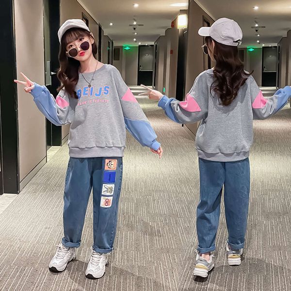 

new children's spring wear 2021 korean girls' patchwork sweater set, White