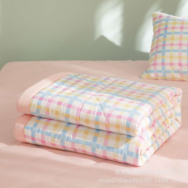 

summer cool quilt 4-piece air conditioner gift will sell summer thin student core