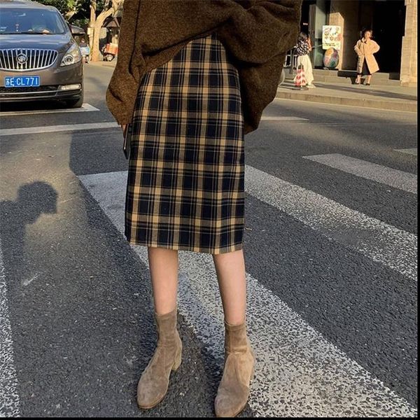 

elegant plaid women long skirts autumn plus size pencil long lady skirt female vintage warm wool midi skirts femme faldas muje, Black