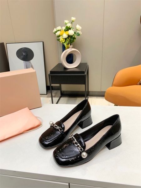 

dio 2021 classic mid heeled boat shoes designer luxury leather occupation high heels shoes round head metal button woman dress shoes size35-, Red;white