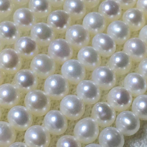 

aaa designer jewelry 4mm round real freshwater string through hole diy pearl material, Silver