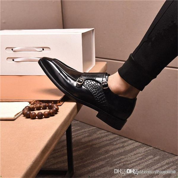 

19ss brand fashion summer style soft moccasins men loafers genuine leather shoes men flats gommino driving shoes, Black